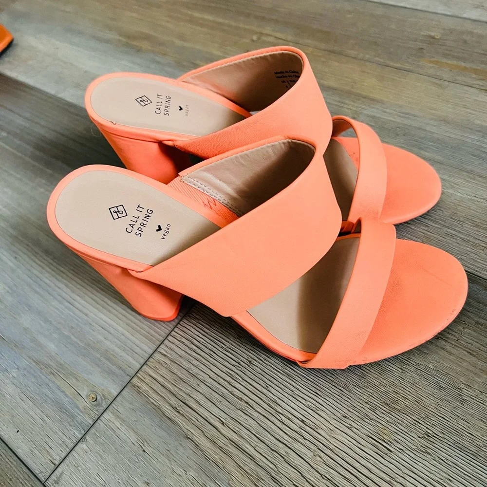 Women heels - Picture 3 of 4